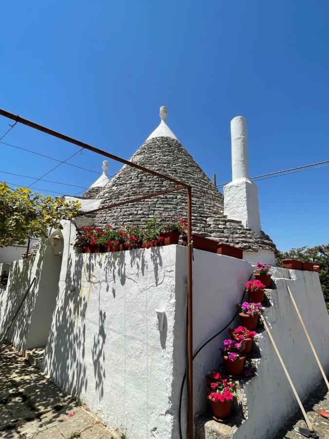 فيلا Trulli Ulivi بوتينيانو المظهر الخارجي الصورة