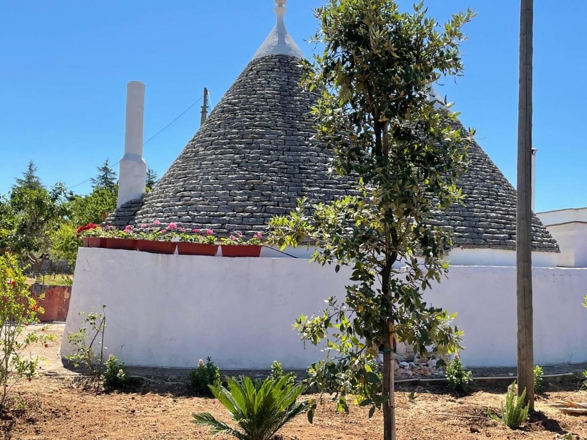 فيلا Trulli Ulivi بوتينيانو المظهر الخارجي الصورة